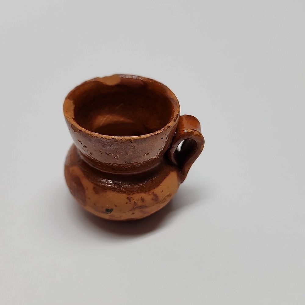 Miniature Set of Two Terra Cotta Handmade Pots - Picture 5 of 7